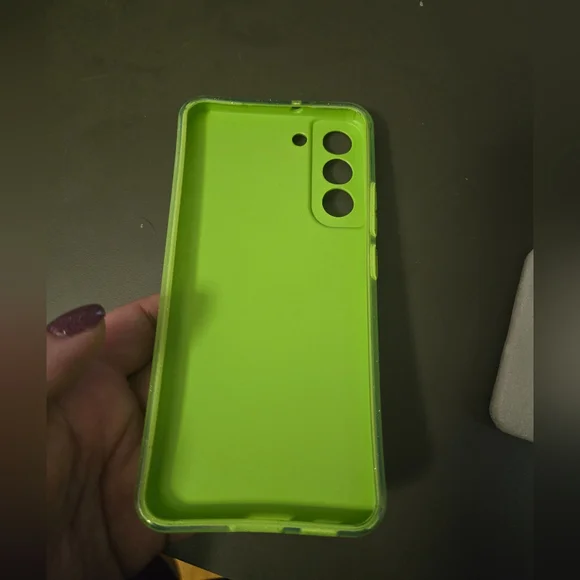 S24 plus glitter lime green case - Picture 2 of 3